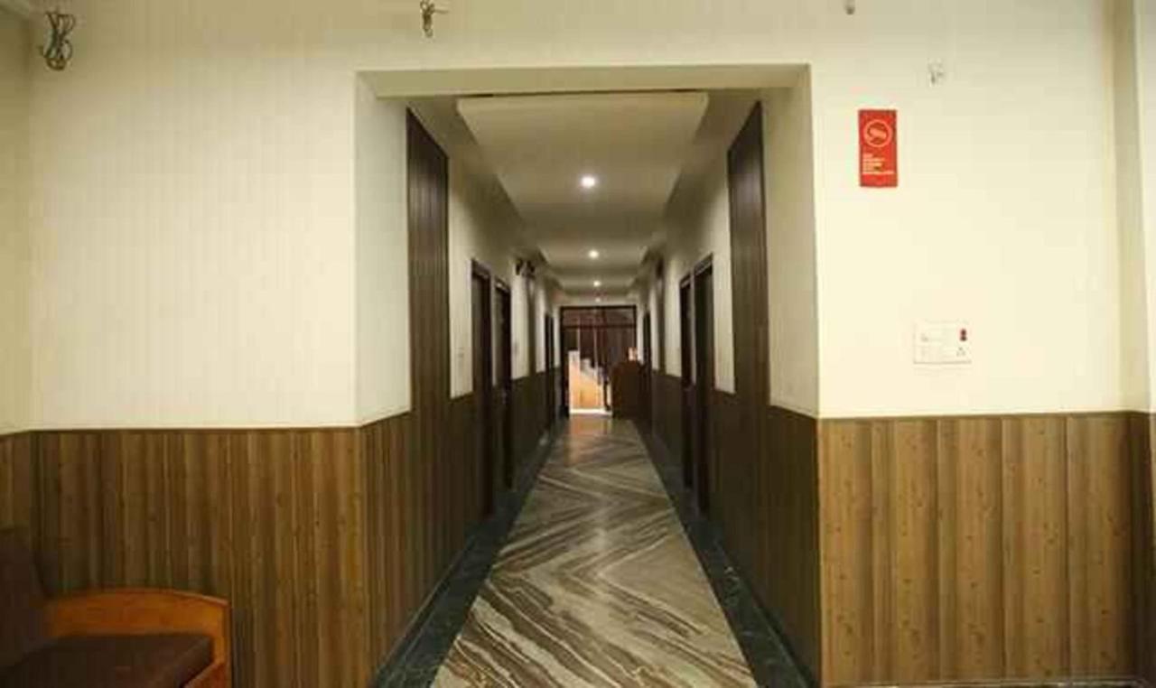 Fabhotel Corbett Inn Rudrapur Dış mekan fotoğraf